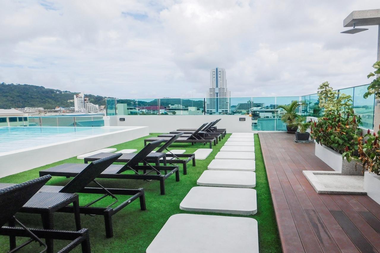 The Aim Patong Hotel Bagian luar foto