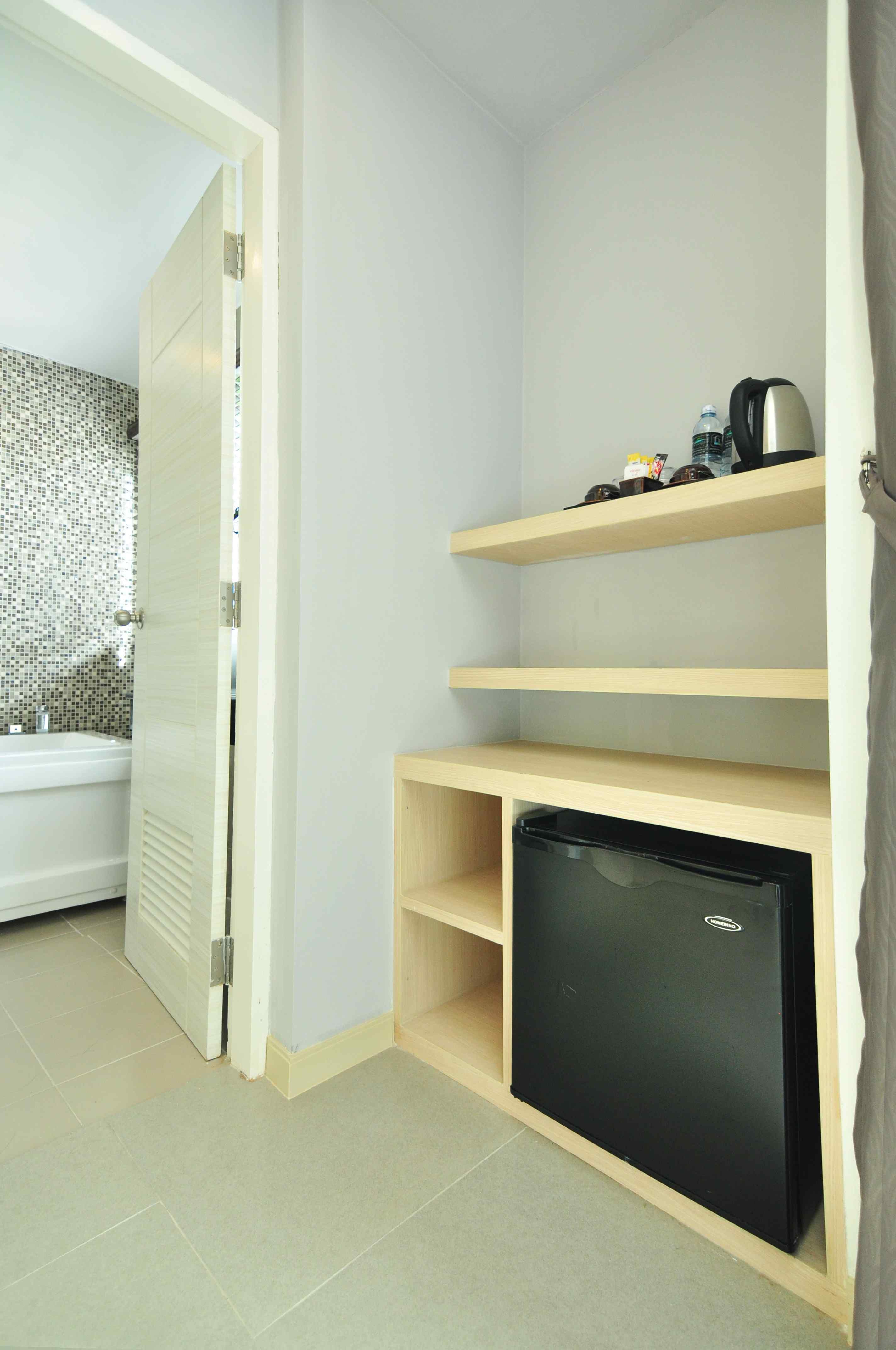 The Aim Patong Hotel Bagian luar foto