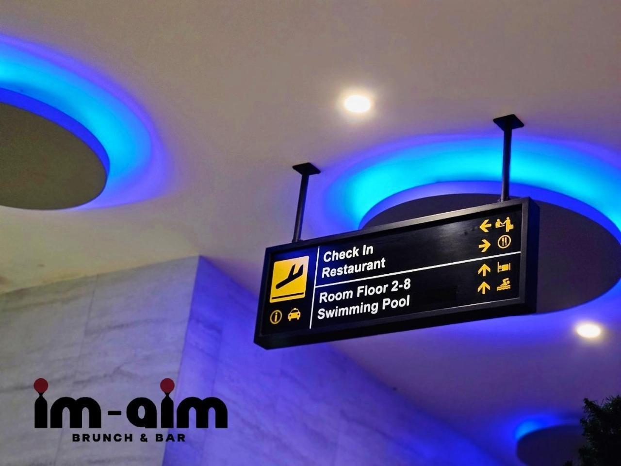 The Aim Patong Hotel Bagian luar foto