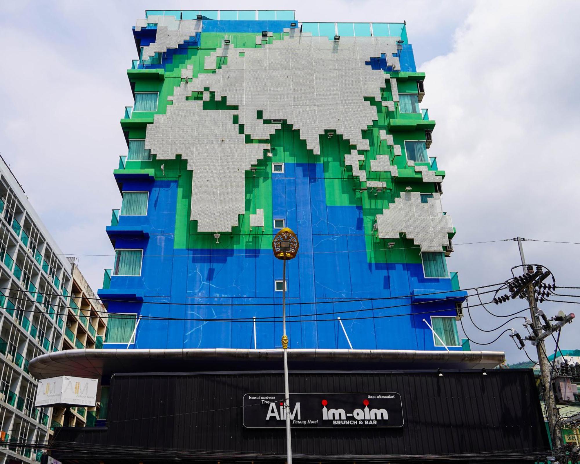 The Aim Patong Hotel Bagian luar foto