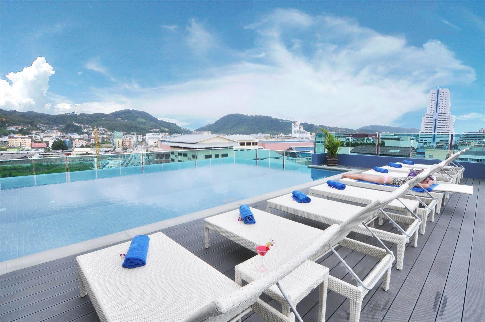 The Aim Patong Hotel Bagian luar foto